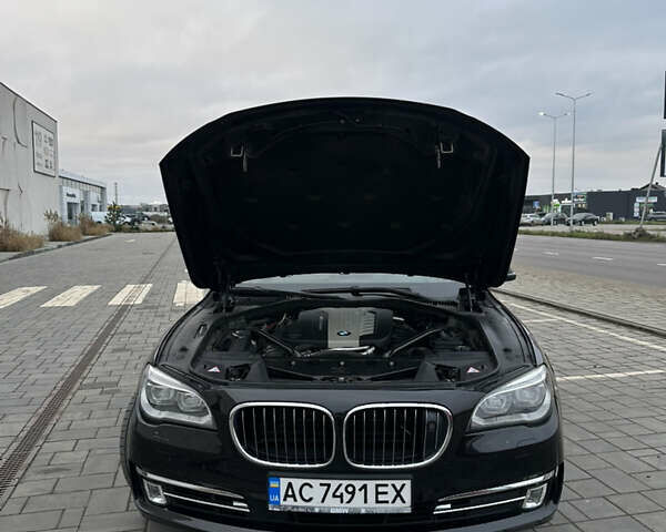 Черный БМВ 7 Серия, объемом двигателя 2.99 л и пробегом 275 тыс. км за 23500 $, фото 49 на Automoto.ua