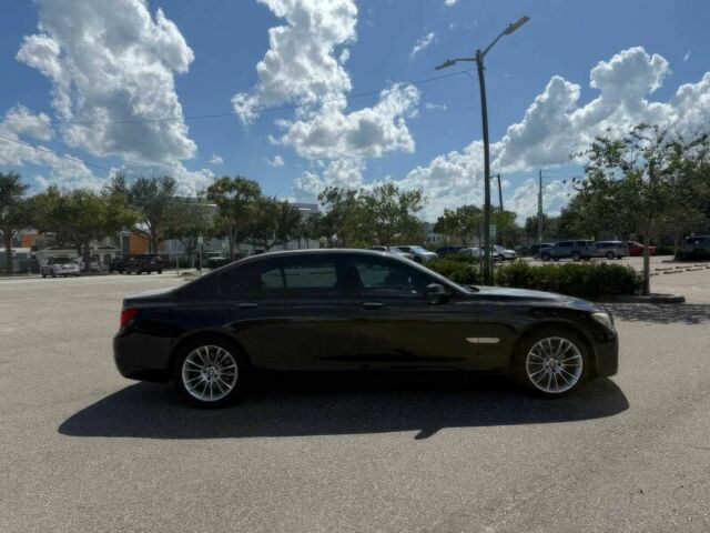 Черный БМВ 7 Серия, объемом двигателя 3 л и пробегом 80 тыс. км за 4400 $, фото 4 на Automoto.ua