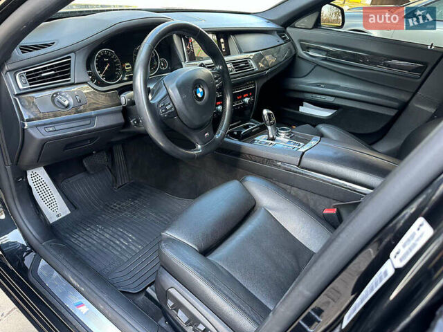 Черный БМВ 7 Серия, объемом двигателя 2.98 л и пробегом 245 тыс. км за 14000 $, фото 7 на Automoto.ua