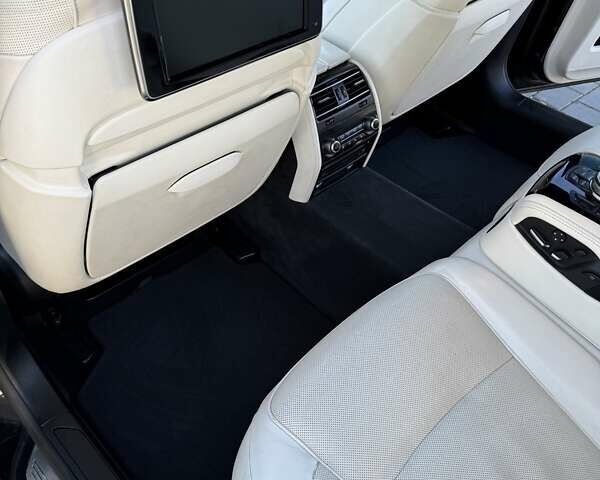 Черный БМВ 7 Серия, объемом двигателя 3 л и пробегом 224 тыс. км за 25500 $, фото 67 на Automoto.ua