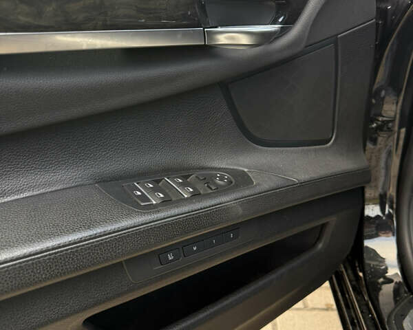 Черный БМВ 7 Серия, объемом двигателя 2.98 л и пробегом 245 тыс. км за 14000 $, фото 18 на Automoto.ua