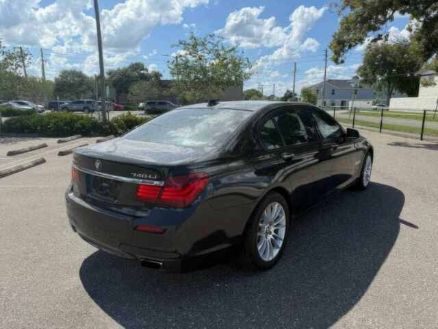 Черный БМВ 7 Серия, объемом двигателя 3 л и пробегом 80 тыс. км за 4400 $, фото 5 на Automoto.ua