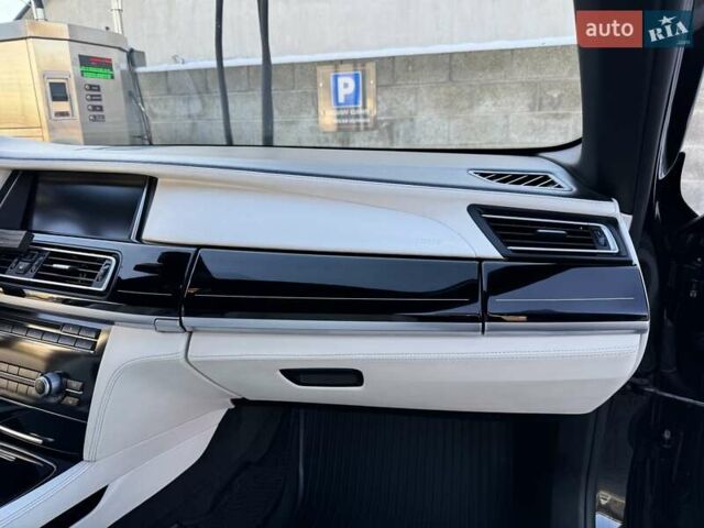 Черный БМВ 7 Серия, объемом двигателя 3 л и пробегом 224 тыс. км за 25500 $, фото 74 на Automoto.ua