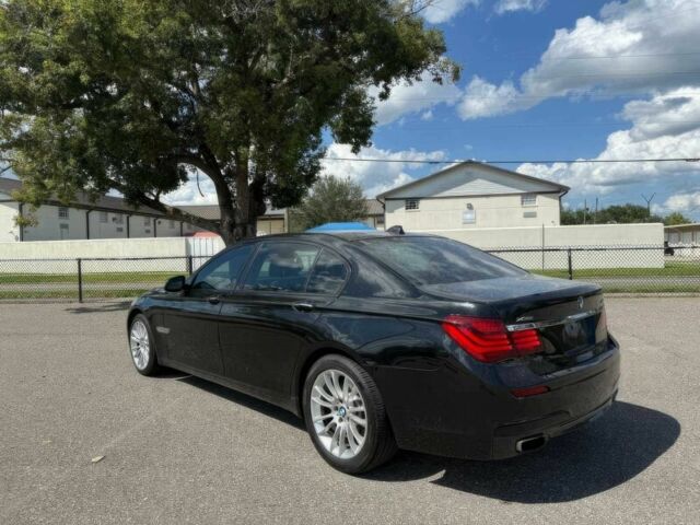 Черный БМВ 7 Серия, объемом двигателя 3 л и пробегом 80 тыс. км за 4400 $, фото 6 на Automoto.ua