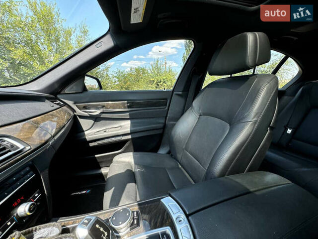 Черный БМВ 7 Серия, объемом двигателя 2.98 л и пробегом 143 тыс. км за 19000 $, фото 37 на Automoto.ua