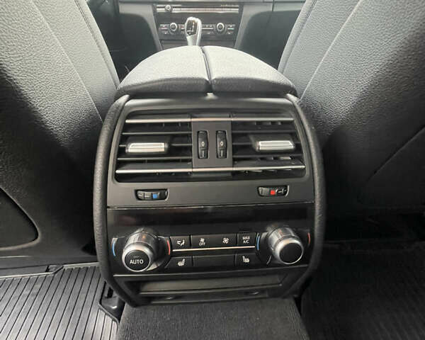 Черный БМВ 7 Серия, объемом двигателя 2.99 л и пробегом 172 тыс. км за 26900 $, фото 10 на Automoto.ua