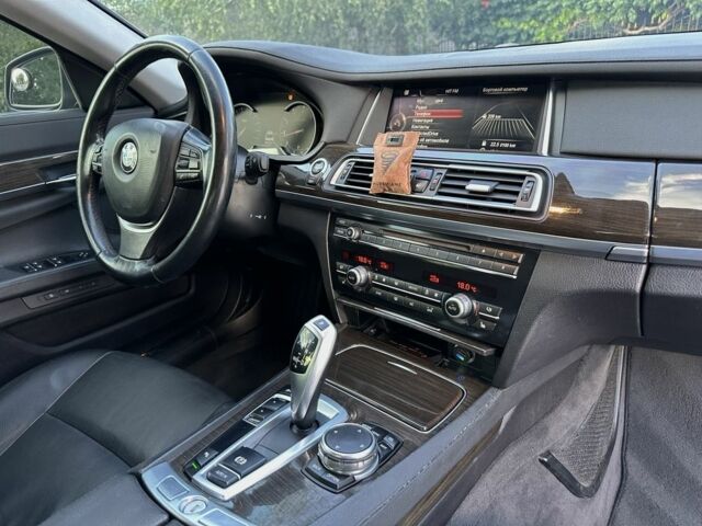 БМВ 7 Серія 2015 у Кропивницькому (Кіровограді) на Automoto.ua Чорний БМВ 7 Серія, об'ємом двигуна 3 л та пробігом 190 тис. км за 22800 $, фото 21 на Automoto.ua