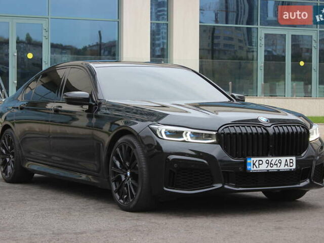 БМВ 7 Серия 2015 в Днепре (Днепропетровске) на Automoto.ua Черный БМВ 7 Серия, объемом двигателя 2.99 л и пробегом 170 тыс. км за 37500 $, фото 5 на Automoto.ua