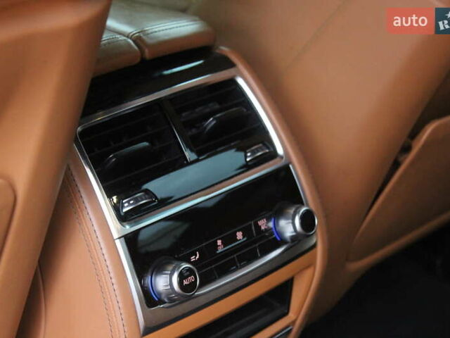 БМВ 7 Серия 2015 в Днепре (Днепропетровске) на Automoto.ua Черный БМВ 7 Серия, объемом двигателя 2.99 л и пробегом 170 тыс. км за 37500 $, фото 22 на Automoto.ua