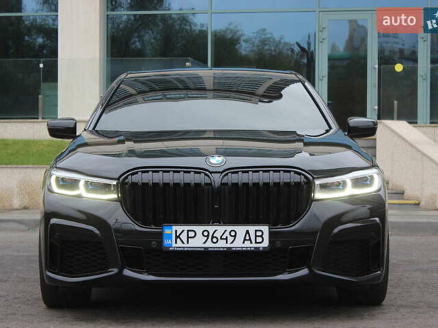 БМВ 7 Серия 2015 в Днепре (Днепропетровске) на Automoto.ua Черный БМВ 7 Серия, объемом двигателя 2.99 л и пробегом 170 тыс. км за 37500 $, фото 3 на Automoto.ua