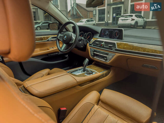 Черный БМВ 7 Серия, объемом двигателя 4.4 л и пробегом 185 тыс. км за 24700 $, фото 38 на Automoto.ua