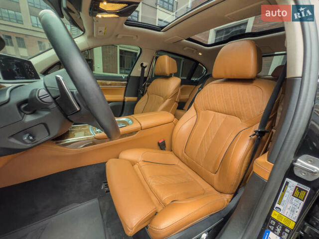 Черный БМВ 7 Серия, объемом двигателя 4.4 л и пробегом 185 тыс. км за 24700 $, фото 43 на Automoto.ua