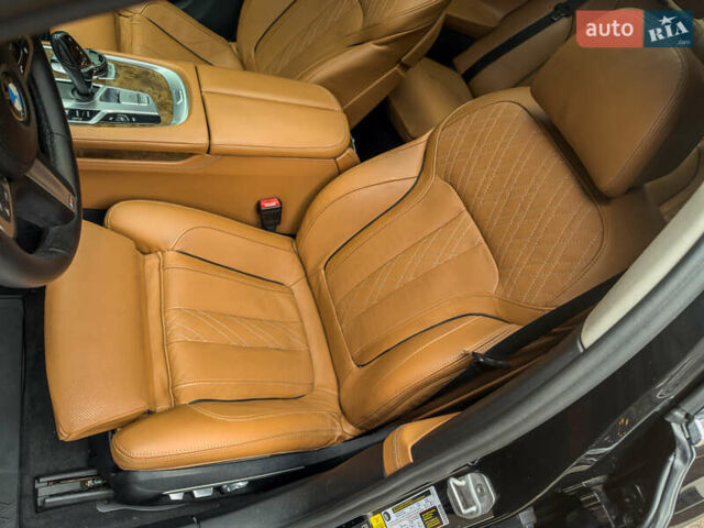 Черный БМВ 7 Серия, объемом двигателя 4.4 л и пробегом 185 тыс. км за 24700 $, фото 44 на Automoto.ua