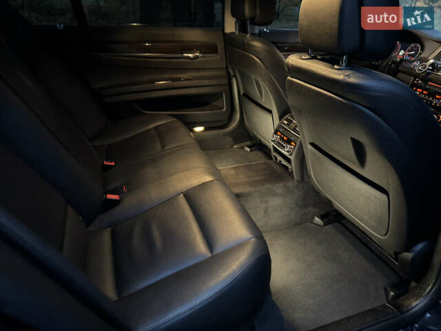 БМВ 7 Серия 2015 в Киеве на Automoto.ua Черный БМВ 7 Серия, объемом двигателя 3 л и пробегом 200 тыс. км за 17990 $, фото 20 на Automoto.ua