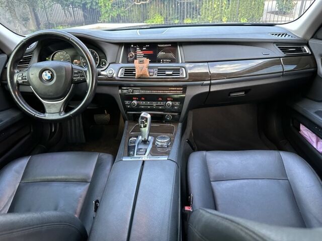 БМВ 7 Серія 2015 у Кропивницькому (Кіровограді) на Automoto.ua Чорний БМВ 7 Серія, об'ємом двигуна 3 л та пробігом 190 тис. км за 22800 $, фото 17 на Automoto.ua