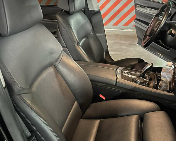 Черный БМВ 7 Серия, объемом двигателя 2.99 л и пробегом 172 тыс. км за 26900 $, фото 8 на Automoto.ua