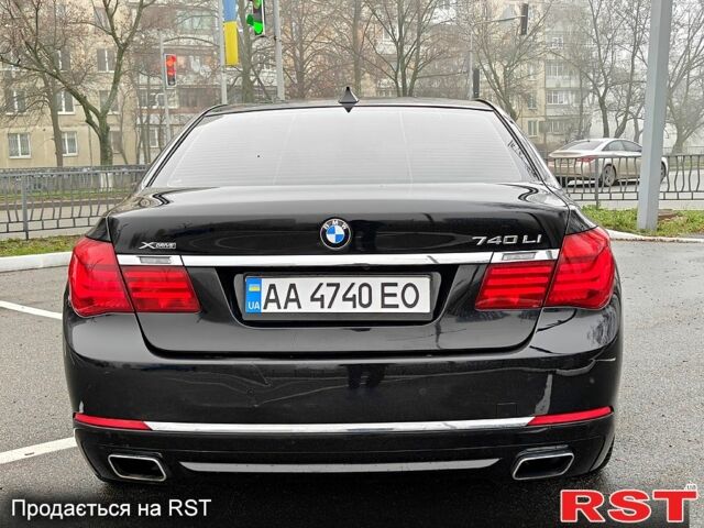 Черный БМВ 7 Серия, объемом двигателя 3 л и пробегом 200 тыс. км за 15500 $, фото 4 на Automoto.ua