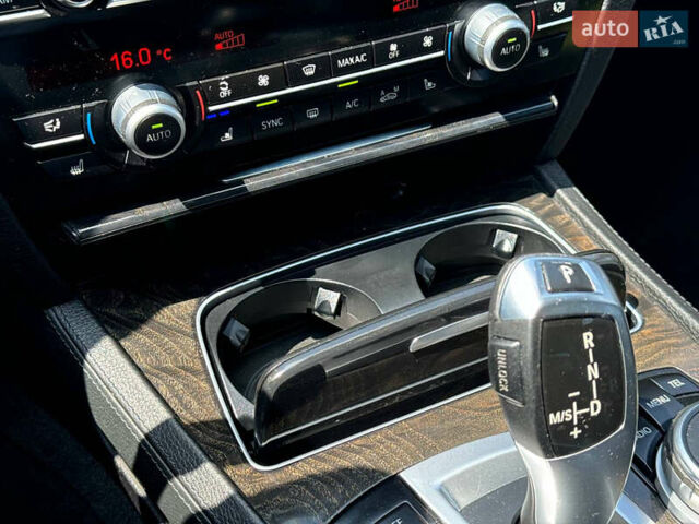 Черный БМВ 7 Серия, объемом двигателя 2.98 л и пробегом 143 тыс. км за 19000 $, фото 36 на Automoto.ua