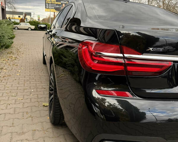 Черный БМВ 7 Серия, объемом двигателя 4.39 л и пробегом 161 тыс. км за 26000 $, фото 14 на Automoto.ua