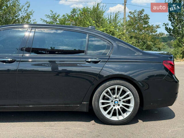 Черный БМВ 7 Серия, объемом двигателя 2.98 л и пробегом 143 тыс. км за 19000 $, фото 5 на Automoto.ua