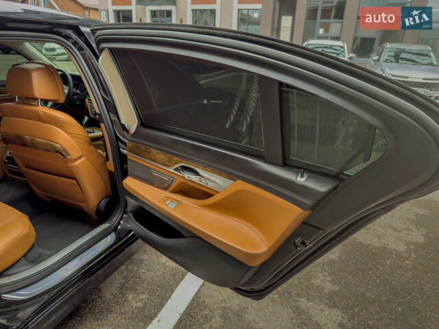Черный БМВ 7 Серия, объемом двигателя 4.4 л и пробегом 185 тыс. км за 24700 $, фото 56 на Automoto.ua
