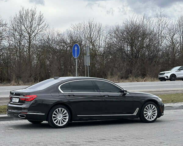 Чорний БМВ 7 Серія, об'ємом двигуна 2.98 л та пробігом 270 тис. км за 28000 $, фото 3 на Automoto.ua