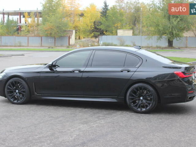 БМВ 7 Серия 2015 в Днепре (Днепропетровске) на Automoto.ua Черный БМВ 7 Серия, объемом двигателя 2.99 л и пробегом 170 тыс. км за 37500 $, фото 12 на Automoto.ua