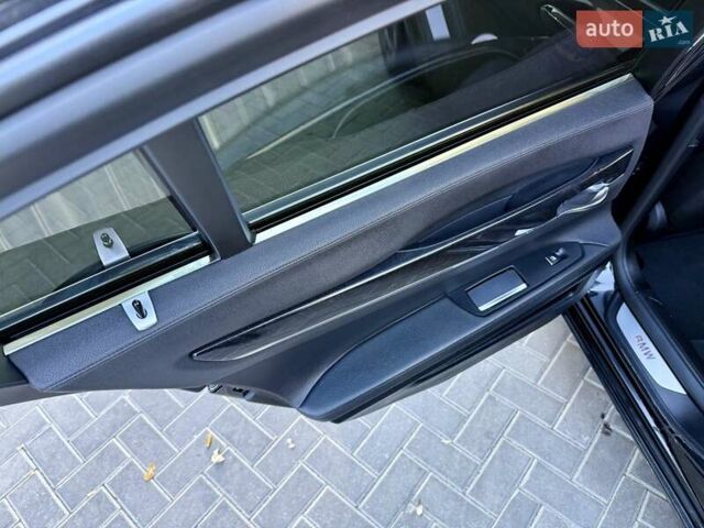 Черный БМВ 7 Серия, объемом двигателя 3 л и пробегом 230 тыс. км за 19999 $, фото 65 на Automoto.ua