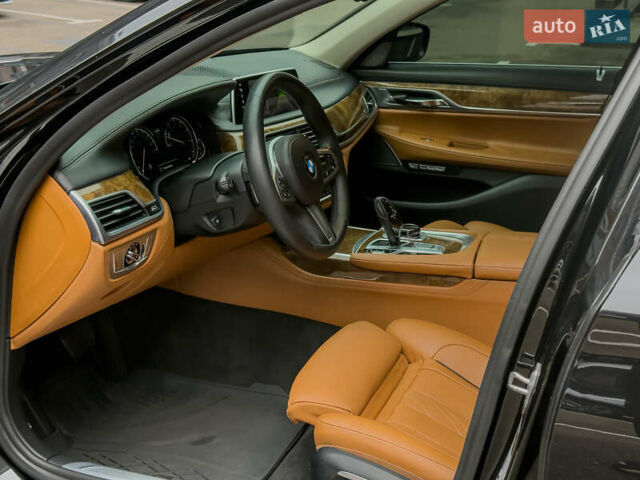 Черный БМВ 7 Серия, объемом двигателя 4.4 л и пробегом 185 тыс. км за 24700 $, фото 26 на Automoto.ua