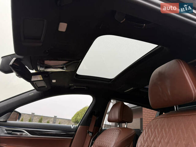Чорний БМВ 7 Серія, об'ємом двигуна 4.39 л та пробігом 183 тис. км за 29900 $, фото 18 на Automoto.ua