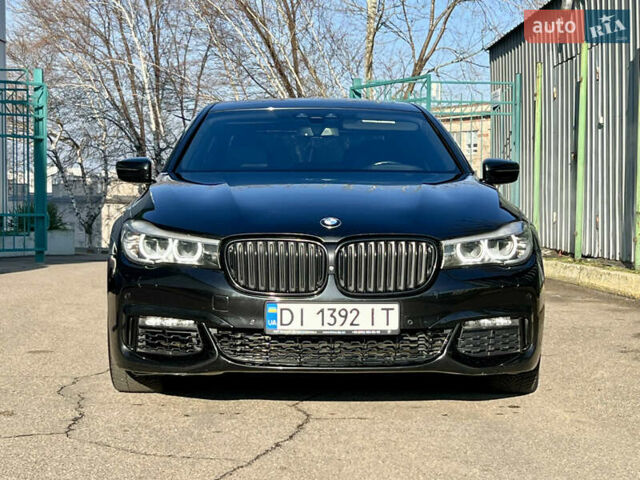 Черный БМВ 7 Серия, объемом двигателя 2.98 л и пробегом 174 тыс. км за 31000 $, фото 30 на Automoto.ua