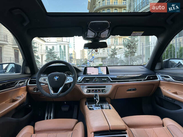 Черный БМВ 7 Серия, объемом двигателя 4.4 л и пробегом 220 тыс. км за 25500 $, фото 65 на Automoto.ua