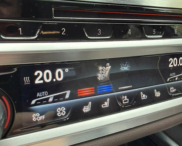 Черный БМВ 7 Серия, объемом двигателя 4.39 л и пробегом 18 тыс. км за 63000 $, фото 42 на Automoto.ua