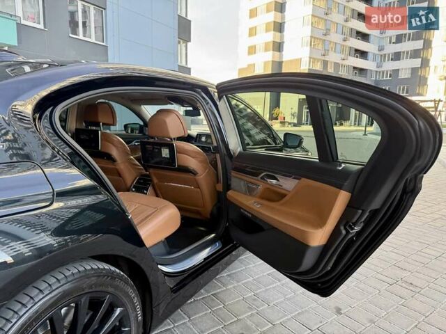 Чорний БМВ 7 Серія, об'ємом двигуна 2.01 л та пробігом 160 тис. км за 36999 $, фото 66 на Automoto.ua