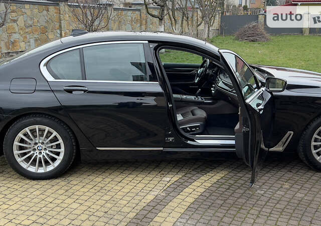 Чорний БМВ 7 Серія, об'ємом двигуна 2.99 л та пробігом 198 тис. км за 33000 $, фото 21 на Automoto.ua