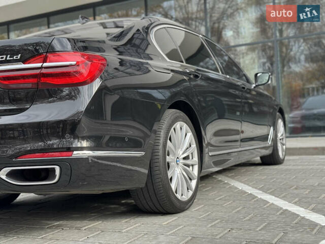 Черный БМВ 7 Серия, объемом двигателя 2.99 л и пробегом 178 тыс. км за 42500 $, фото 46 на Automoto.ua