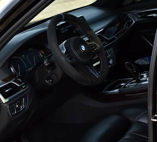 Черный БМВ 7 Серия, объемом двигателя 3 л и пробегом 185 тыс. км за 34500 $, фото 9 на Automoto.ua