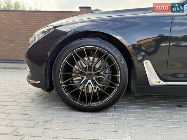 БМВ 7 Серія 2016 у Вінниці на Automoto.ua Чорний БМВ 7 Серія, об'ємом двигуна 4.39 л та пробігом 129 тис. км за 39500 $, фото 108 на Automoto.ua