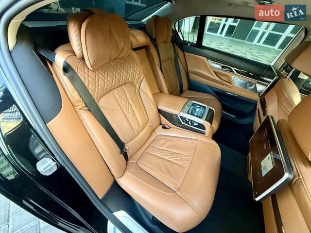 Чорний БМВ 7 Серія, об'ємом двигуна 2.01 л та пробігом 160 тис. км за 36999 $, фото 68 на Automoto.ua