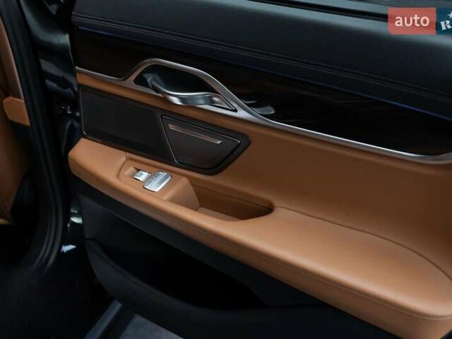 Черный БМВ 7 Серия, объемом двигателя 2 л и пробегом 110 тыс. км за 35000 $, фото 22 на Automoto.ua