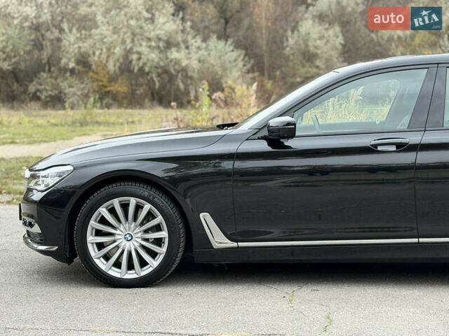 Черный БМВ 7 Серия, объемом двигателя 4.39 л и пробегом 18 тыс. км за 63000 $, фото 7 на Automoto.ua