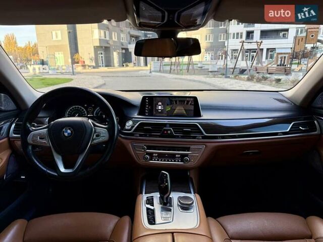 Чорний БМВ 7 Серія, об'ємом двигуна 2.01 л та пробігом 160 тис. км за 36999 $, фото 88 на Automoto.ua