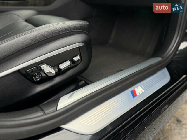 Черный БМВ 7 Серия, объемом двигателя 3 л и пробегом 120 тыс. км за 38000 $, фото 18 на Automoto.ua