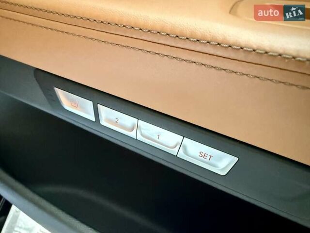 Чорний БМВ 7 Серія, об'ємом двигуна 2.01 л та пробігом 160 тис. км за 36999 $, фото 69 на Automoto.ua