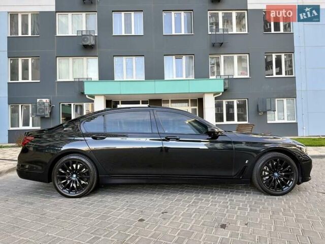 Чорний БМВ 7 Серія, об'ємом двигуна 2.01 л та пробігом 160 тис. км за 36999 $, фото 4 на Automoto.ua