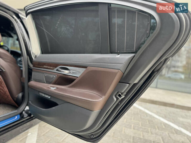 Черный БМВ 7 Серия, объемом двигателя 2.99 л и пробегом 178 тыс. км за 42500 $, фото 25 на Automoto.ua