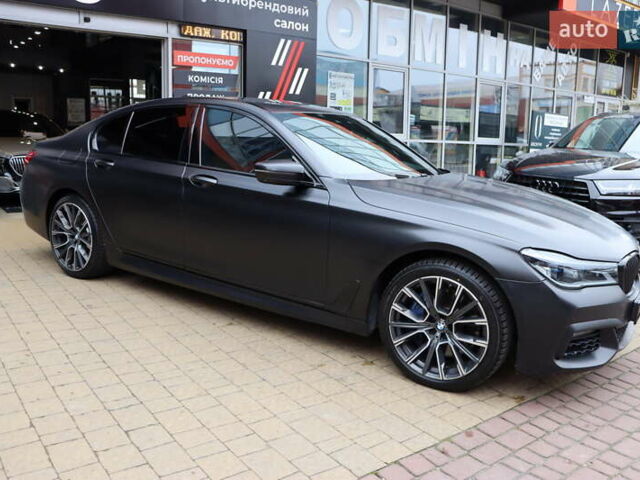 Черный БМВ 7 Серия, объемом двигателя 4.4 л и пробегом 228 тыс. км за 26400 $, фото 7 на Automoto.ua
