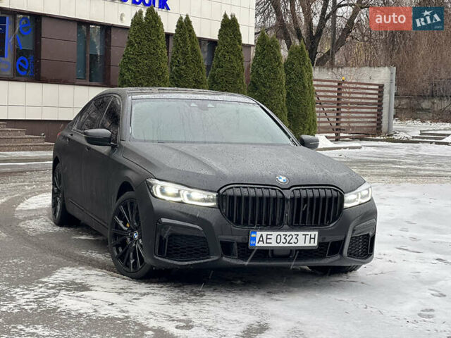 Черный БМВ 7 Серия, объемом двигателя 3 л и пробегом 138 тыс. км за 40900 $, фото 2 на Automoto.ua