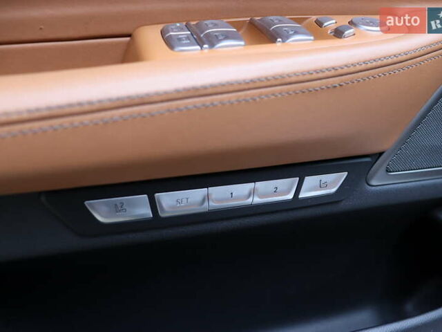 Черный БМВ 7 Серия, объемом двигателя 4.4 л и пробегом 228 тыс. км за 26400 $, фото 12 на Automoto.ua