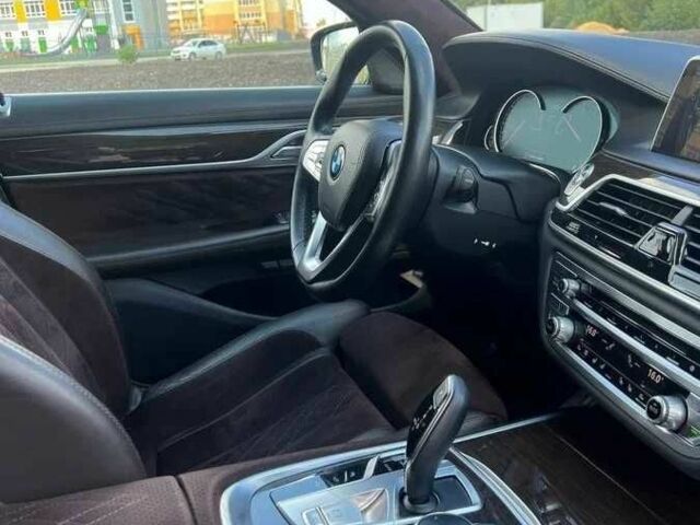 Черный БМВ 7 Серия, объемом двигателя 3 л и пробегом 100 тыс. км за 28900 $, фото 9 на Automoto.ua